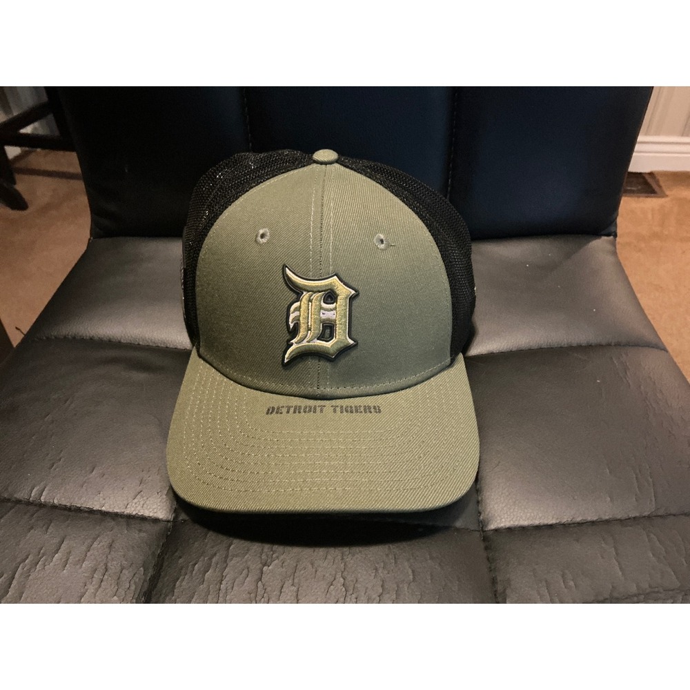New Era Detroit Tigers Armed Forces Day 39THIRTY Stretch Fit Hat Olive Large/XL